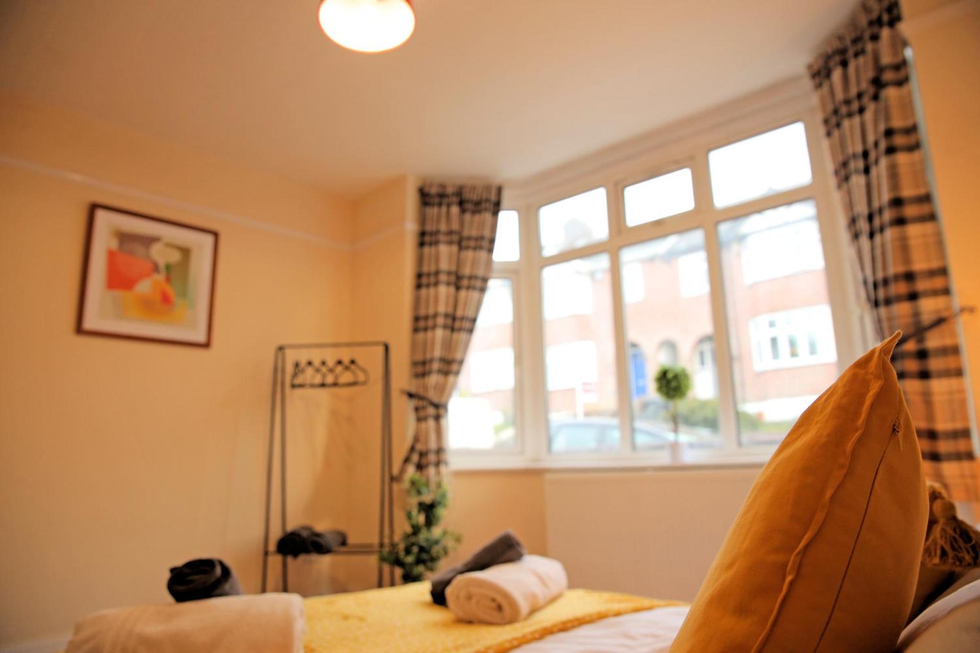 Appartement Private Bliss Near Luton Station Extérieur photo